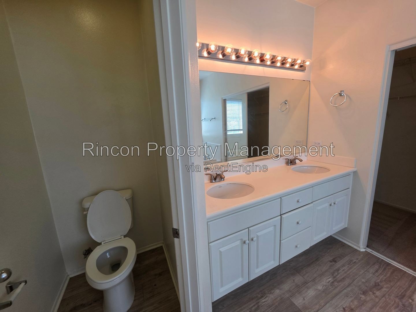 Spacious Camarillo Cul-de-Sac House property image
