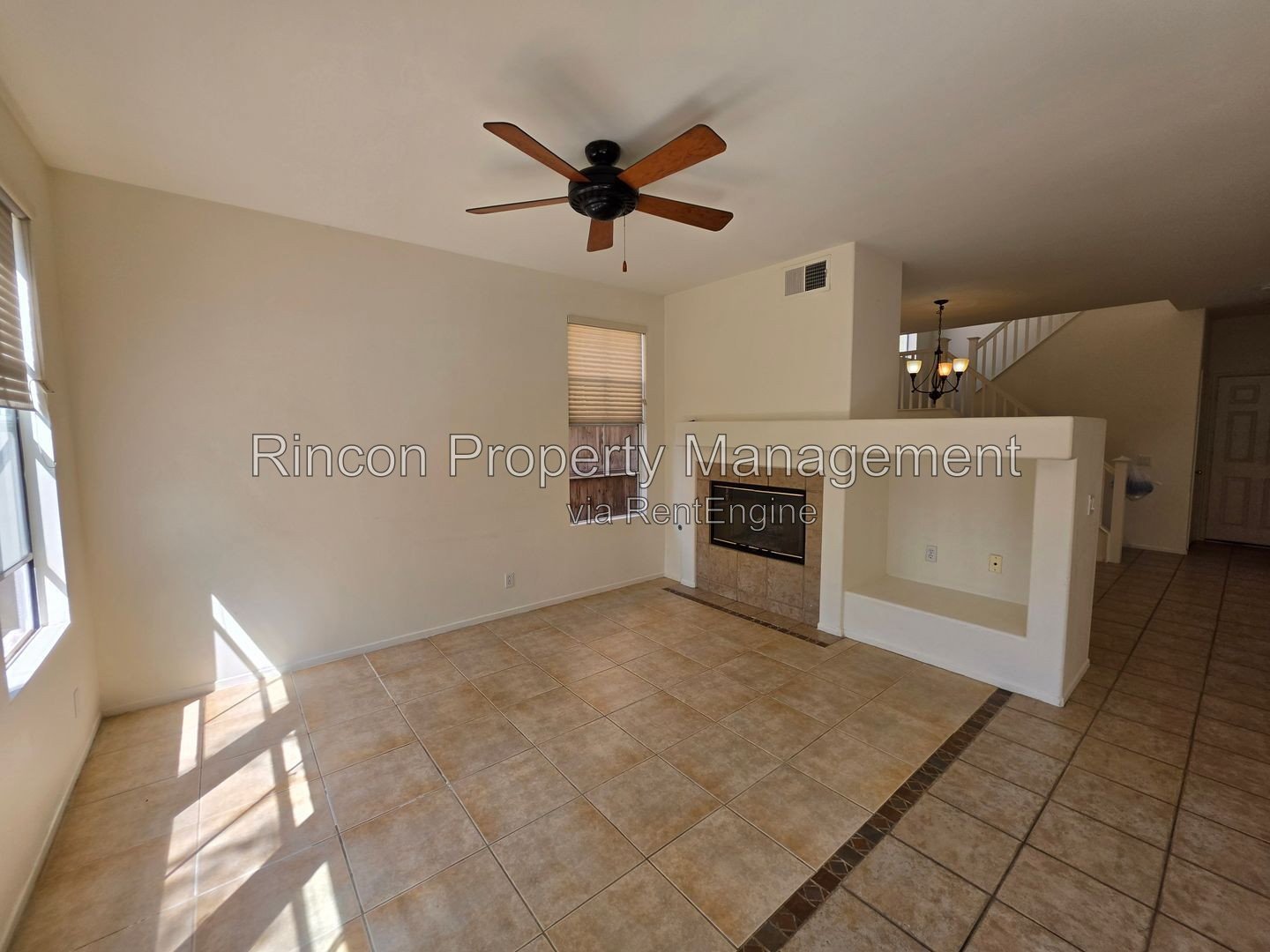 Spacious Camarillo Cul-de-Sac House property image