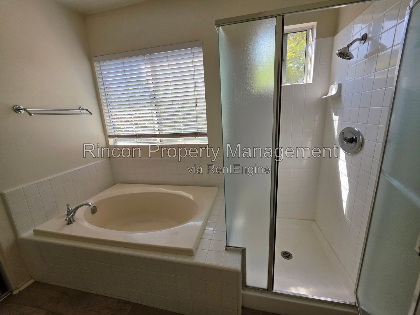 Spacious Camarillo Cul-de-Sac House property image