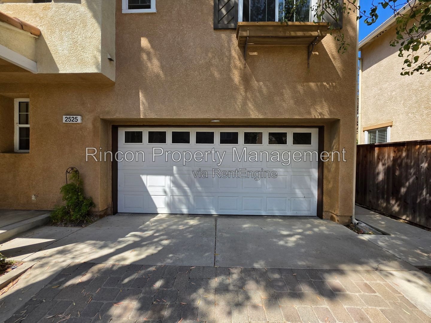 Spacious Camarillo Cul-de-Sac House property image