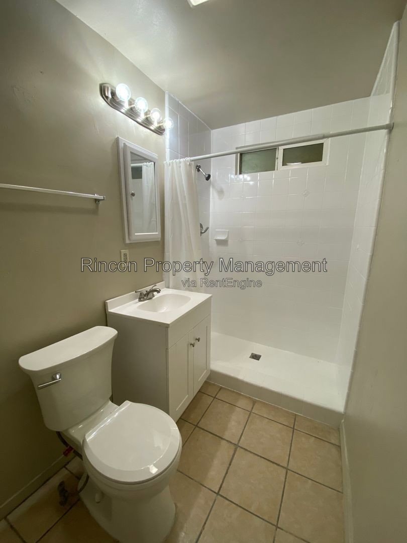 2 Bedroom/ 1 Bath *Convenient Location Santa Paula* property image