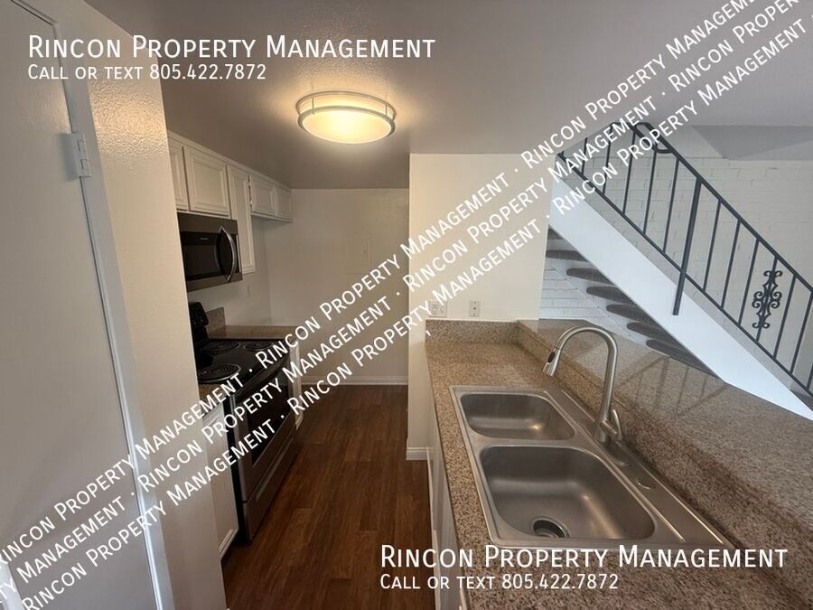 **2-bed Townhome Available Now in Ventura** property image