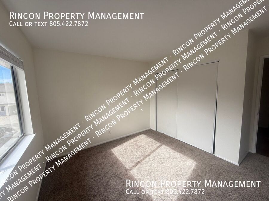 **2-bed Townhome Available Now in Ventura** property image