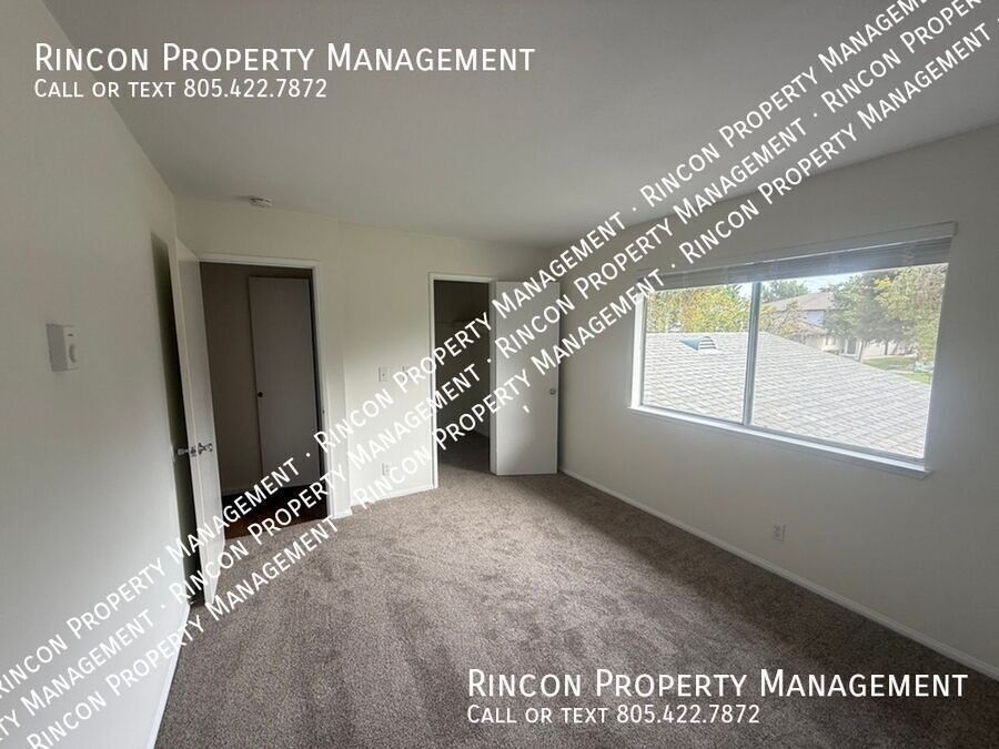 **2-bed Townhome Available Now in Ventura** property image