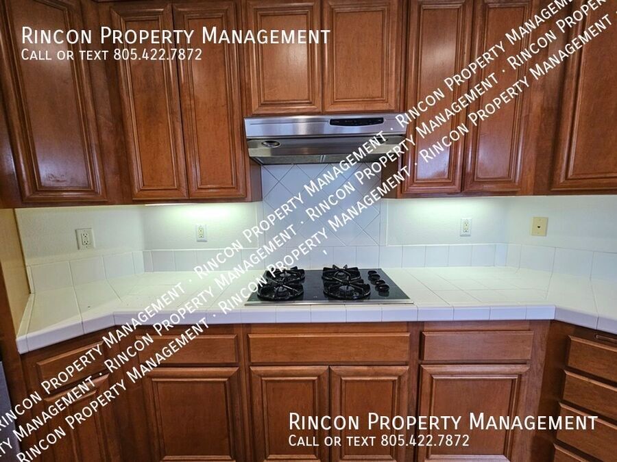 **Elegant 5-Bed Ventura Escape — Coastal Living Within Reach** property image