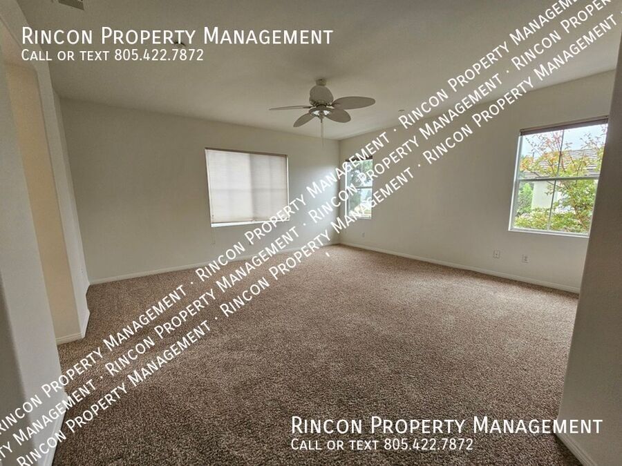 **Elegant 5-Bed Ventura Escape — Coastal Living Within Reach** property image