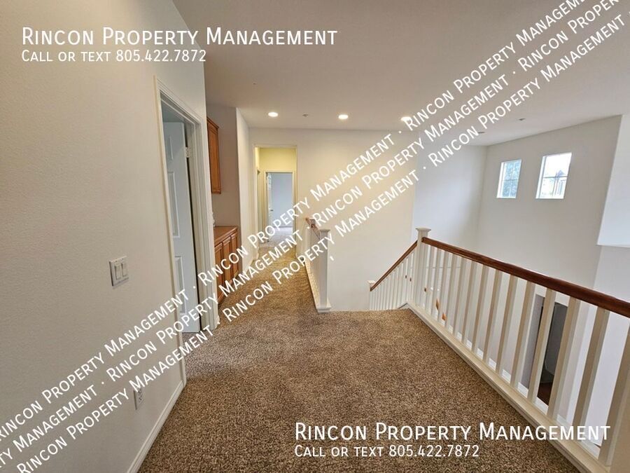 **Elegant 5-Bed Ventura Escape — Coastal Living Within Reach** property image