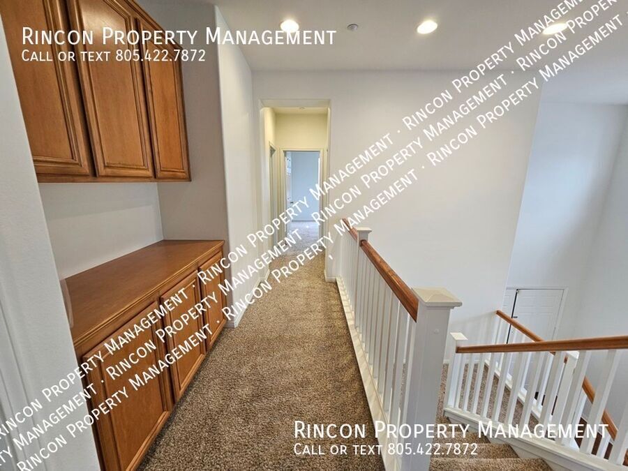 **Elegant 5-Bed Ventura Escape — Coastal Living Within Reach** property image