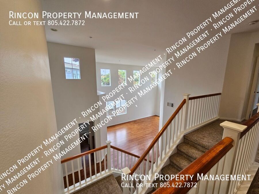 **Elegant 5-Bed Ventura Escape — Coastal Living Within Reach** property image