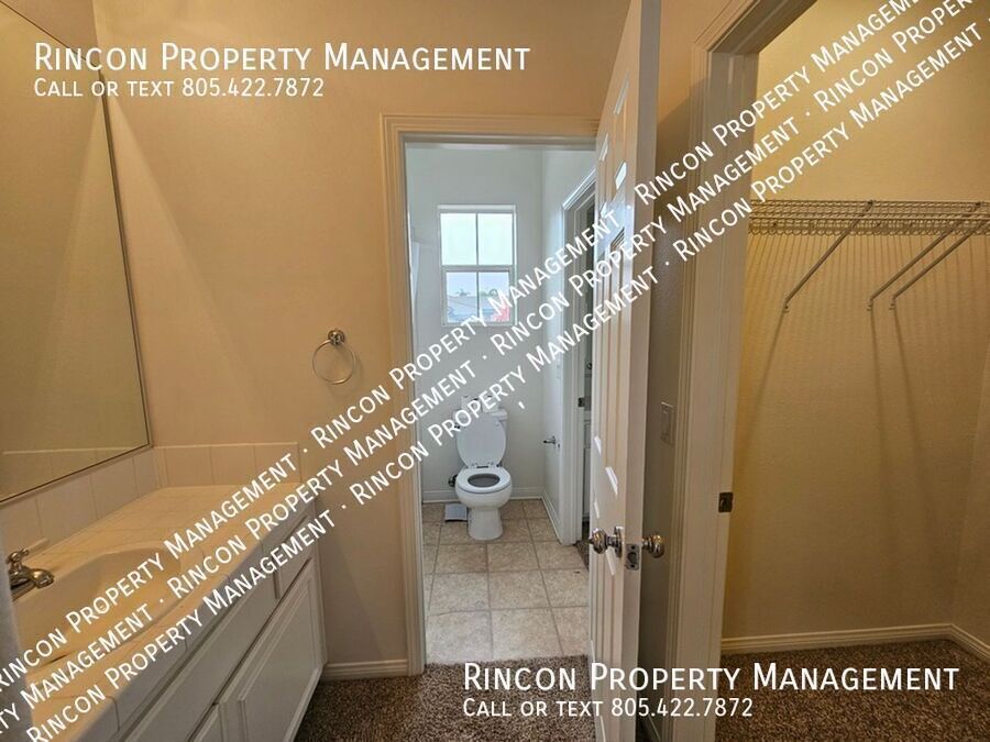 **Elegant 5-Bed Ventura Escape — Coastal Living Within Reach** property image