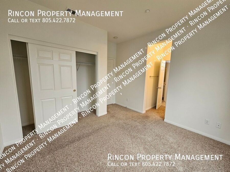 **Elegant 5-Bed Ventura Escape — Coastal Living Within Reach** property image