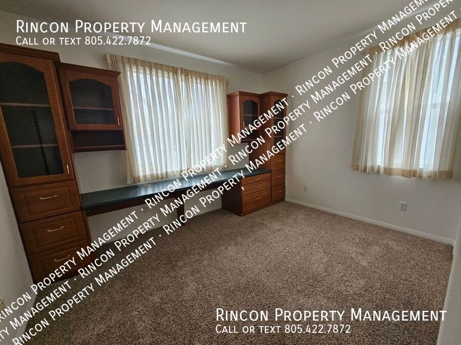 **Elegant 5-Bed Ventura Escape — Coastal Living Within Reach** property image