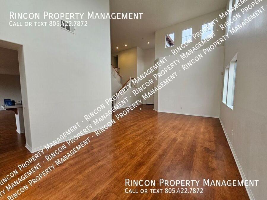 **Elegant 5-Bed Ventura Escape — Coastal Living Within Reach** property image