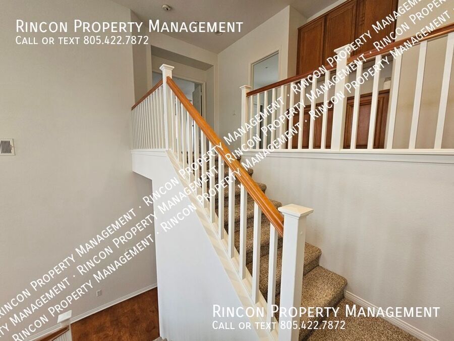 **Elegant 5-Bed Ventura Escape — Coastal Living Within Reach** property image