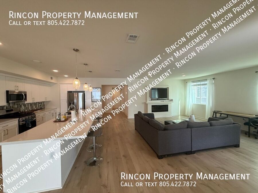 **Spacious Single-Level Wagon Wheel Condo** — Modern 3 Bedroom Retreat property image