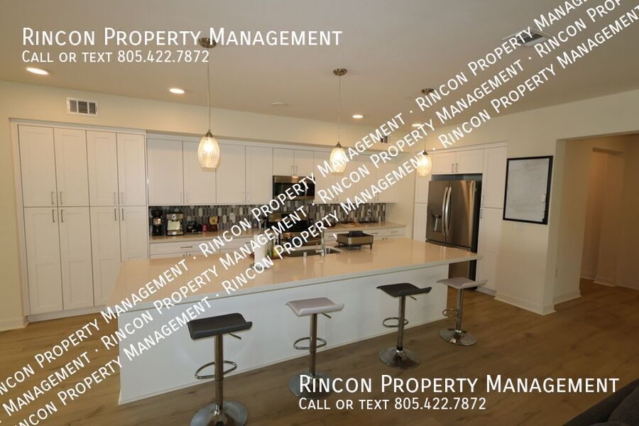 **Spacious Single-Level Wagon Wheel Condo** — Modern 3 Bedroom Retreat property image