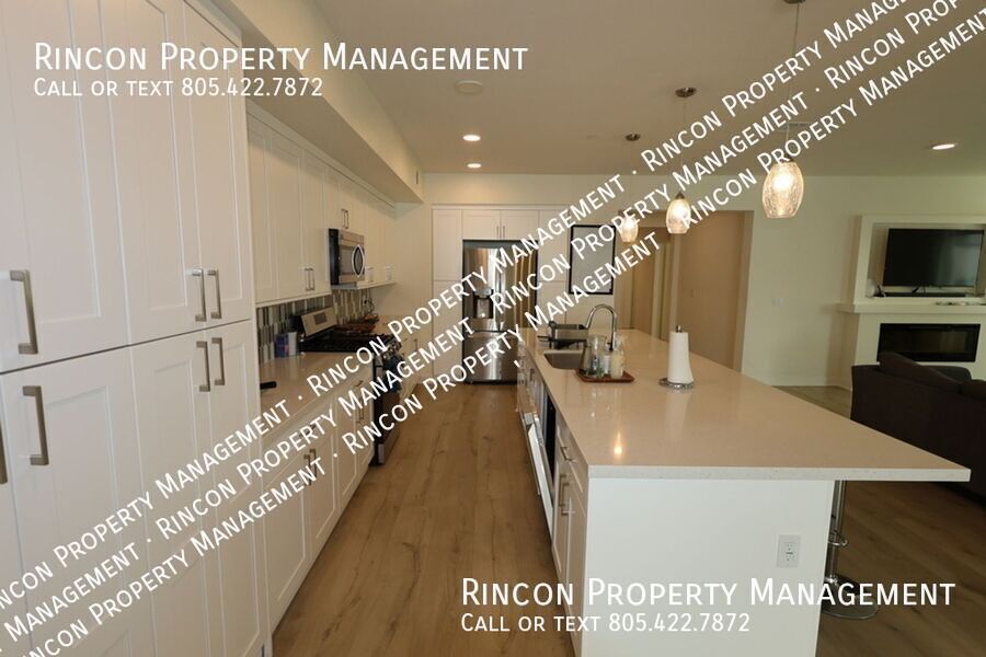 **Spacious Single-Level Wagon Wheel Condo** — Modern 3 Bedroom Retreat property image
