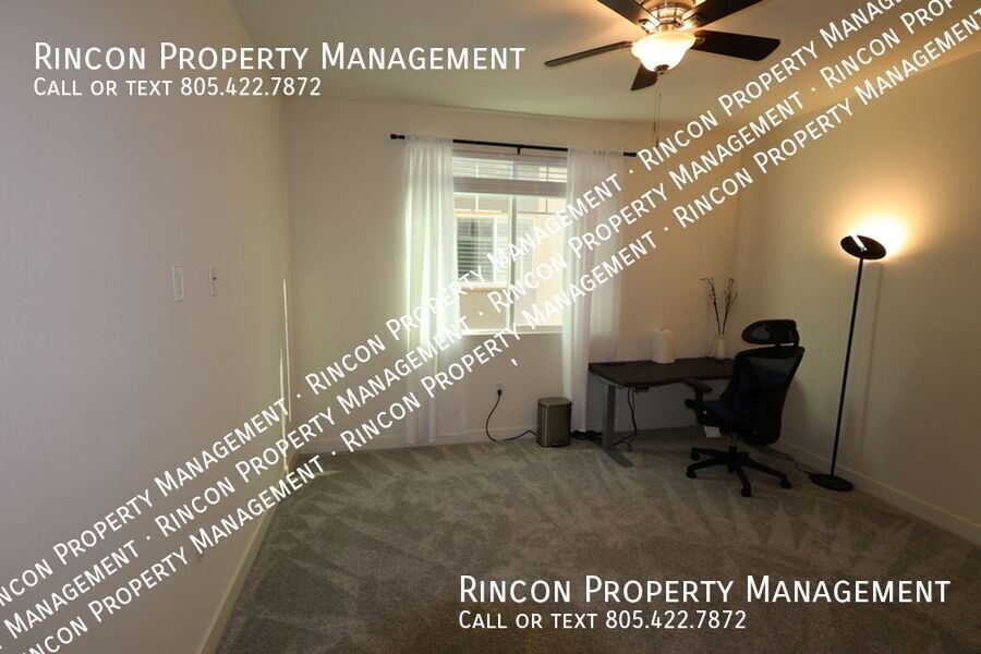 **Spacious Single-Level Wagon Wheel Condo** — Modern 3 Bedroom Retreat property image