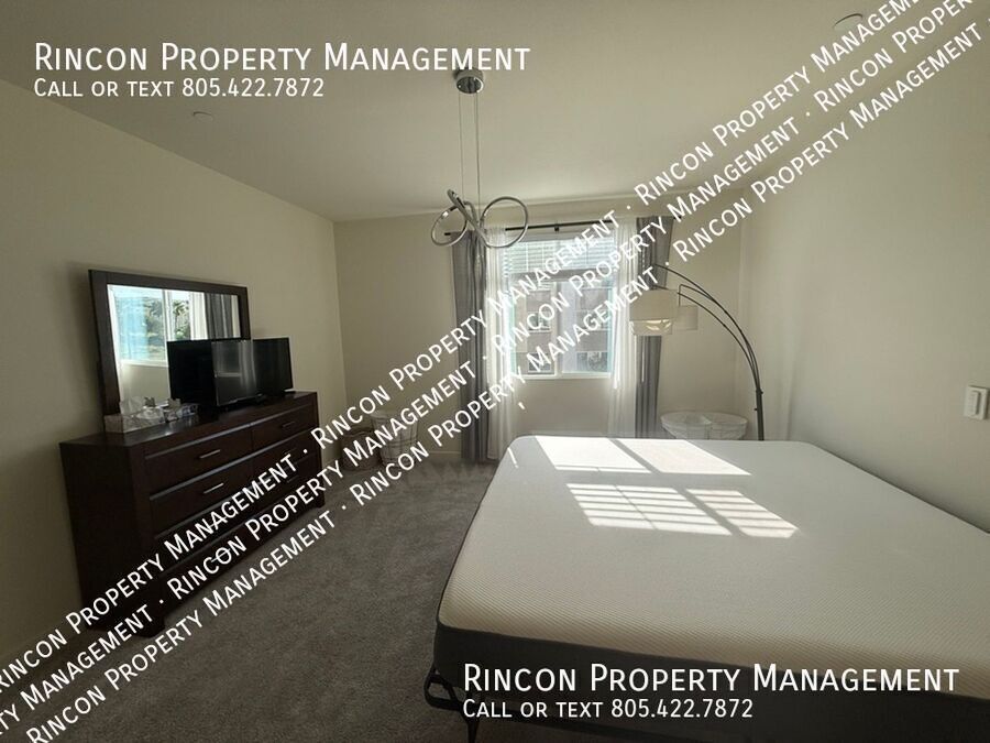 **Spacious Single-Level Wagon Wheel Condo** — Modern 3 Bedroom Retreat property image