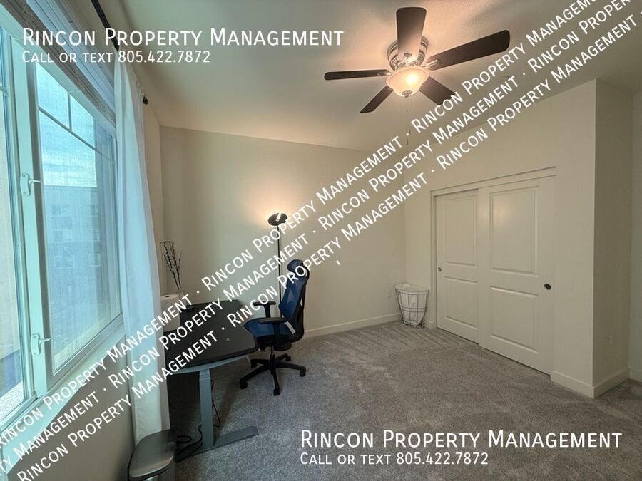 **Spacious Single-Level Wagon Wheel Condo** — Modern 3 Bedroom Retreat property image