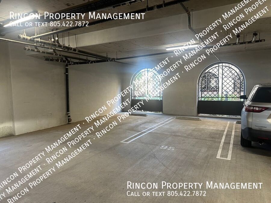 **Spacious Single-Level Wagon Wheel Condo** — Modern 3 Bedroom Retreat property image