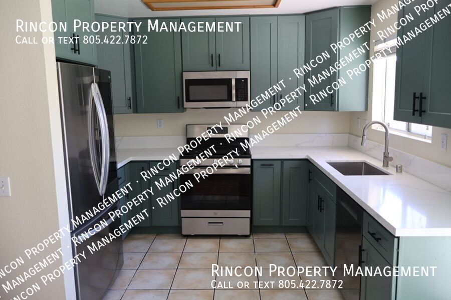 Freshly Updated East Ventura Home *Country Grove* 4 Bedrooms/2.5 Baths property image