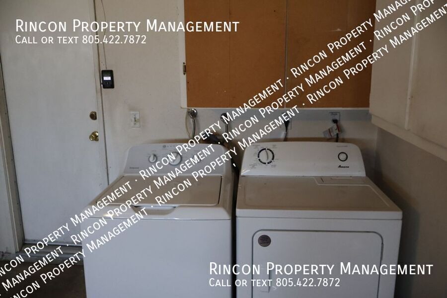 Freshly Updated East Ventura Home *Country Grove* 4 Bedrooms/2.5 Baths property image