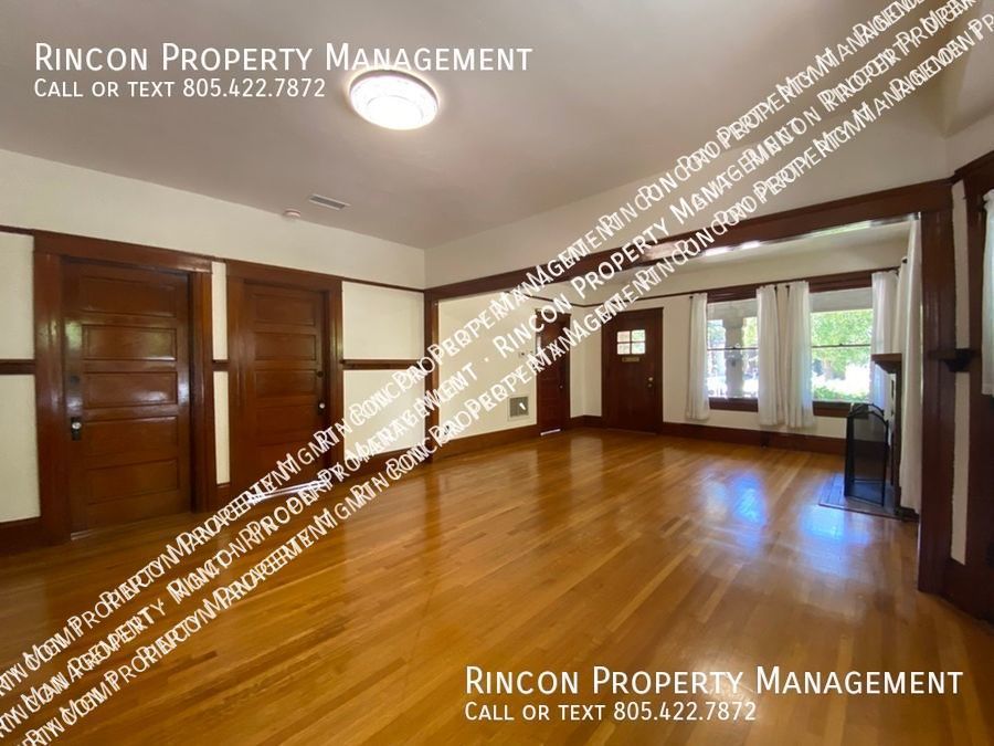 Quaint and Spacious 4 Bedroom Home--Main St. Santa Paula property image