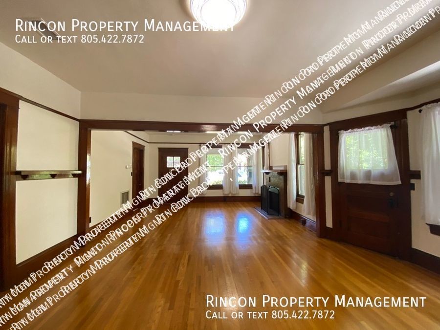 Quaint and Spacious 4 Bedroom Home--Main St. Santa Paula property image