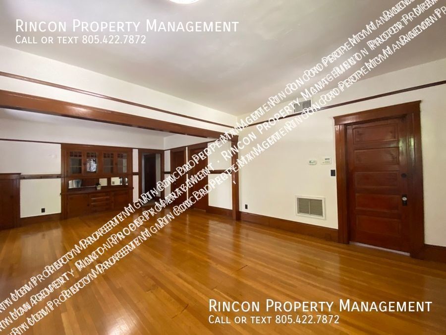 Quaint and Spacious 4 Bedroom Home--Main St. Santa Paula property image