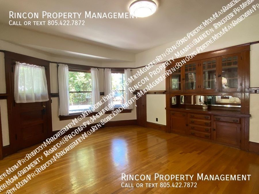 Quaint and Spacious 4 Bedroom Home--Main St. Santa Paula property image