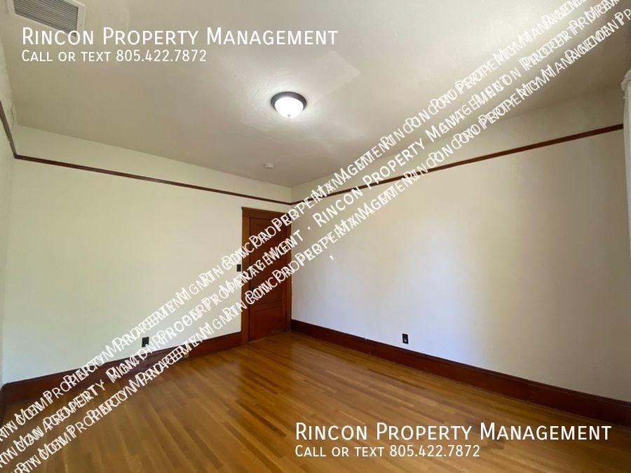 Quaint and Spacious 4 Bedroom Home--Main St. Santa Paula property image