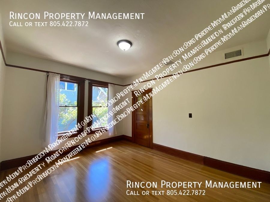 Quaint and Spacious 4 Bedroom Home--Main St. Santa Paula property image