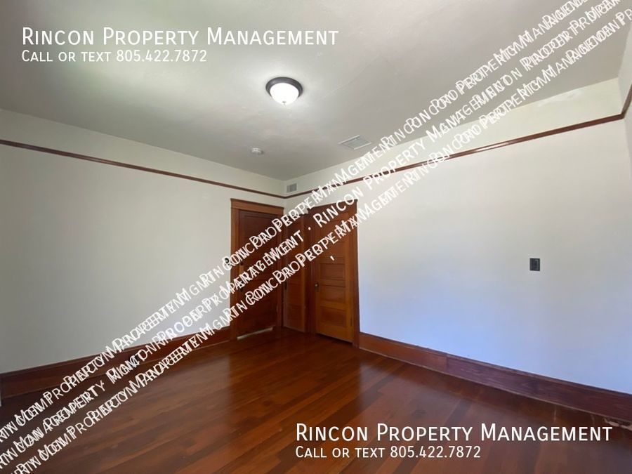 Quaint and Spacious 4 Bedroom Home--Main St. Santa Paula property image