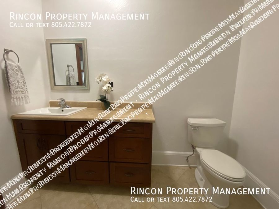 Quaint and Spacious 4 Bedroom Home--Main St. Santa Paula property image