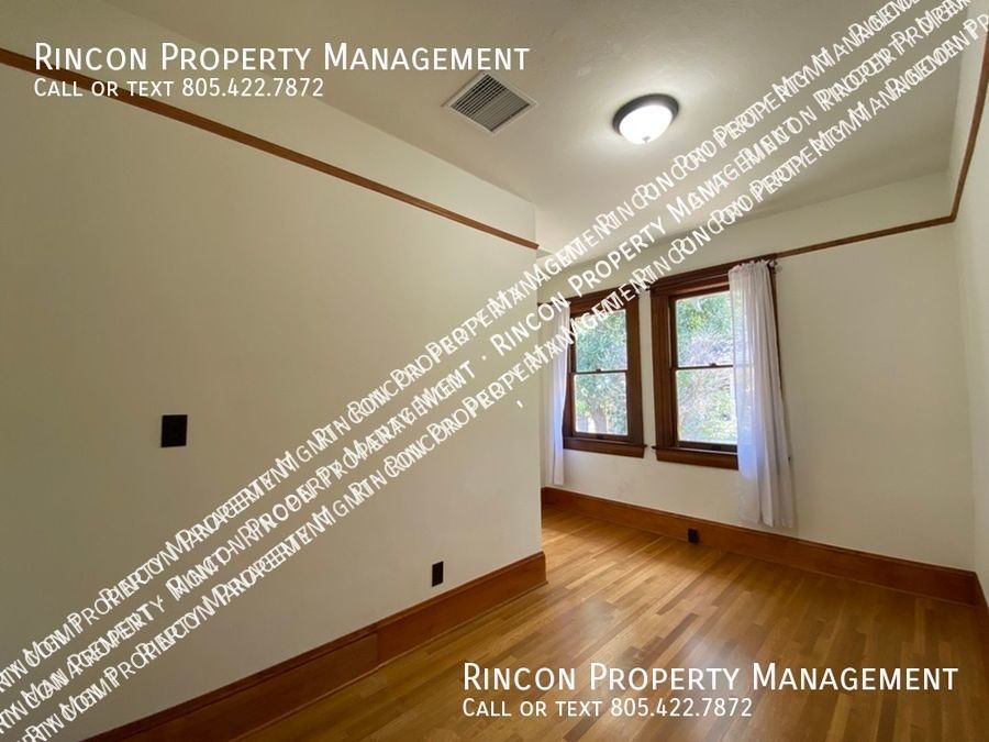 Quaint and Spacious 4 Bedroom Home--Main St. Santa Paula property image